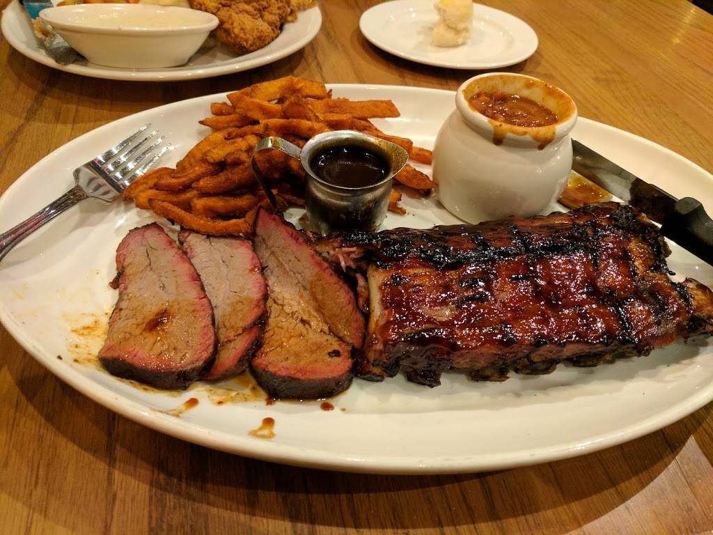 Lucilles Smokehouse Bar-B-Que | restaurant | 11011 W Charleston Blvd, Las Vegas, NV 89135, USA | 7022207427 OR +1 702-220-7427