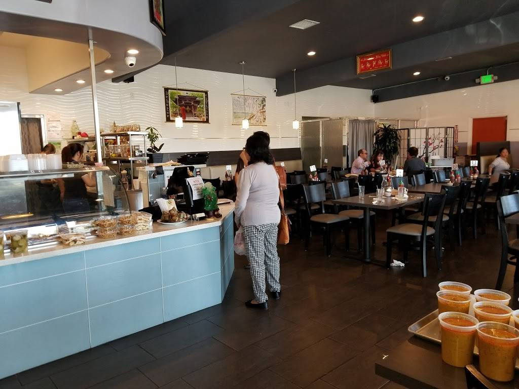 Golden Flower Veggie Vietnamese Restaurant | restaurant | 14942 Bushard St, Westminster, CA 92683, USA | 6572660388 OR +1 657-266-0388