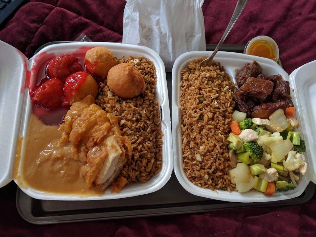 Lucky King Take Out | restaurant | 1134 Cadboro Rd, Gloucester, ON K1J 9K4, Canada | 6135649888 OR +1 613-564-9888