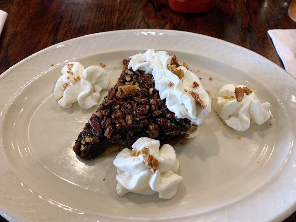 Rusty Crab Seafood Bar & Grill | restaurant | 8440 Dorchester Rd, Charleston, SC 29420, USA | 8438184245 OR +1 843-818-4245