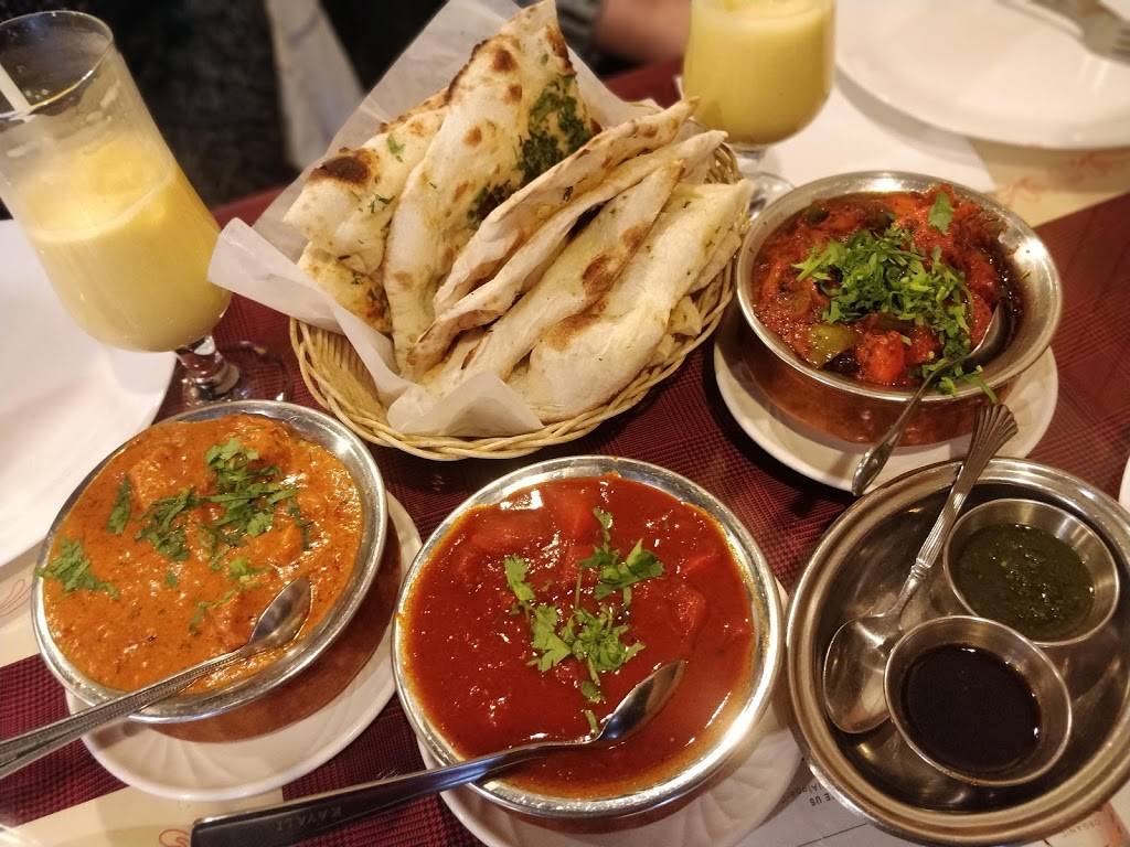 Indian Punjabi Clay Oven | restaurant | 4055 Carling Ave, Kanata, ON K2K 2A4, Canada | 6139630625 OR +1 613-963-0625