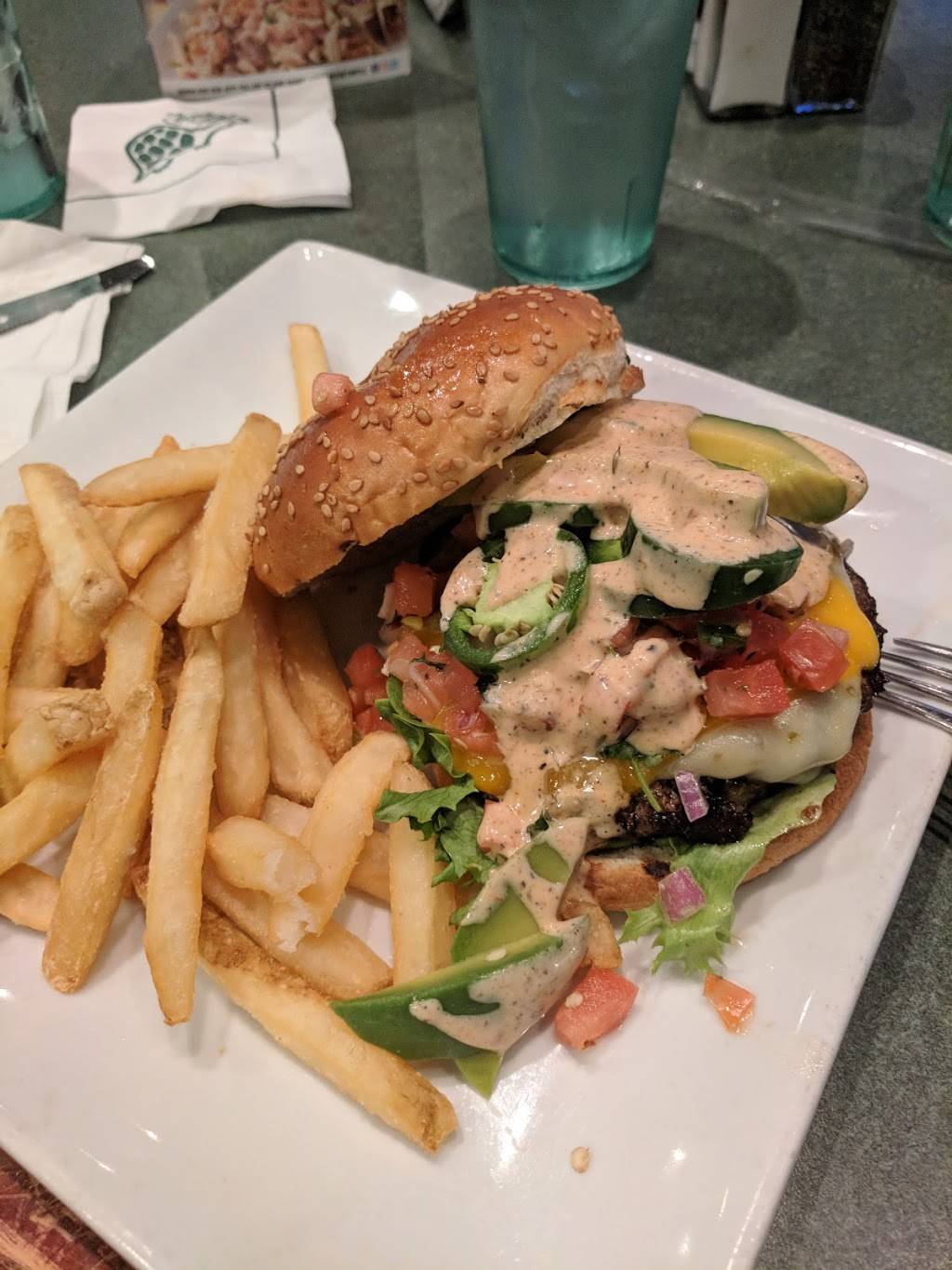 The Greene Turtle Sports Bar & Grille | restaurant | 177 Jennifer Rd, Annapolis, MD 21401, USA | 4102667474 OR +1 410-266-7474