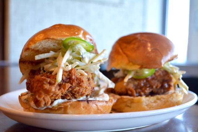 Cava Mezze Clarendon | restaurant | 2940 Clarendon Blvd, Arlington, VA 22201, USA | 7032769090 OR +1 703-276-9090