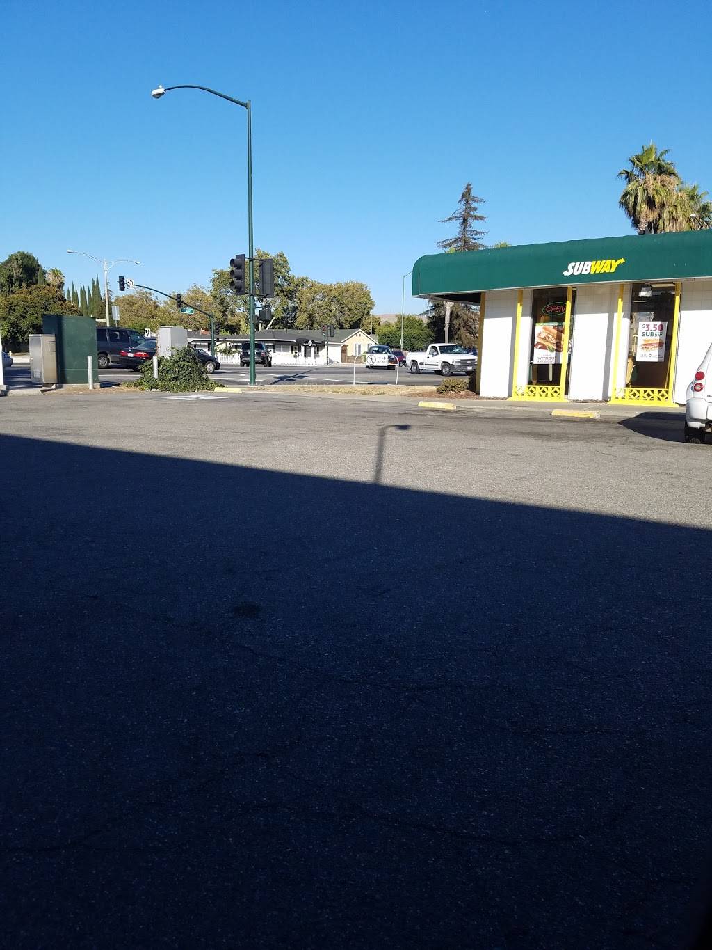 Subway Restaurants | restaurant | 40555 Grimmer Blvd, Fremont, CA 94538, USA | 5106515440 OR +1 510-651-5440