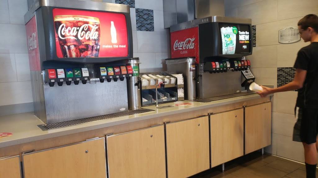 McDonalds | cafe | 5550 W Michigan Ave, Ypsilanti, MI 48197, USA | 7345721452 OR +1 734-572-1452