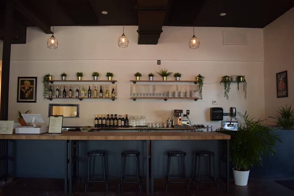 Ground Foods Cafe | restaurant | 6428 N Florida Ave, Tampa, FL 33604, USA | 8135157562 OR +1 813-515-7562