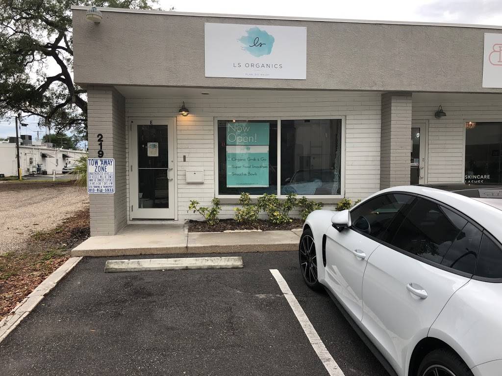 LS Organics | restaurant | 219 S Packwood Ave, Tampa, FL 33606, USA | 8132523131 OR +1 813-252-3131