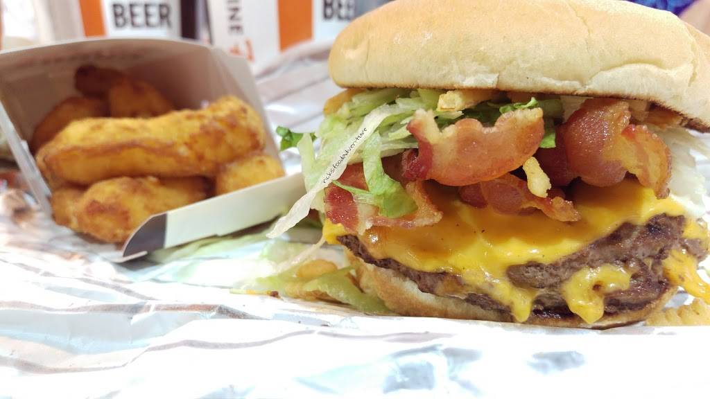 A&W | restaurant | 2949 N Toltec Rd, Eloy, AZ 85131, USA | 5204667363 OR +1 520-466-7363