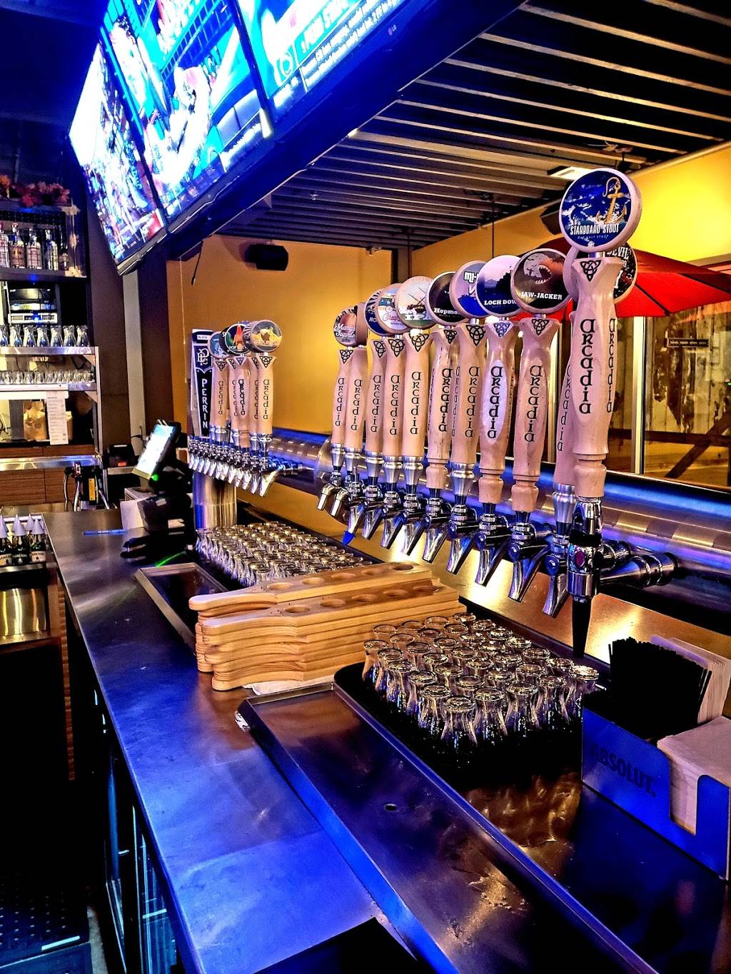 Arcadia Smokehouse | restaurant | 2101 E Michigan Ave, Lansing, MI 48912, USA | 5174822739 OR +1 517-482-2739