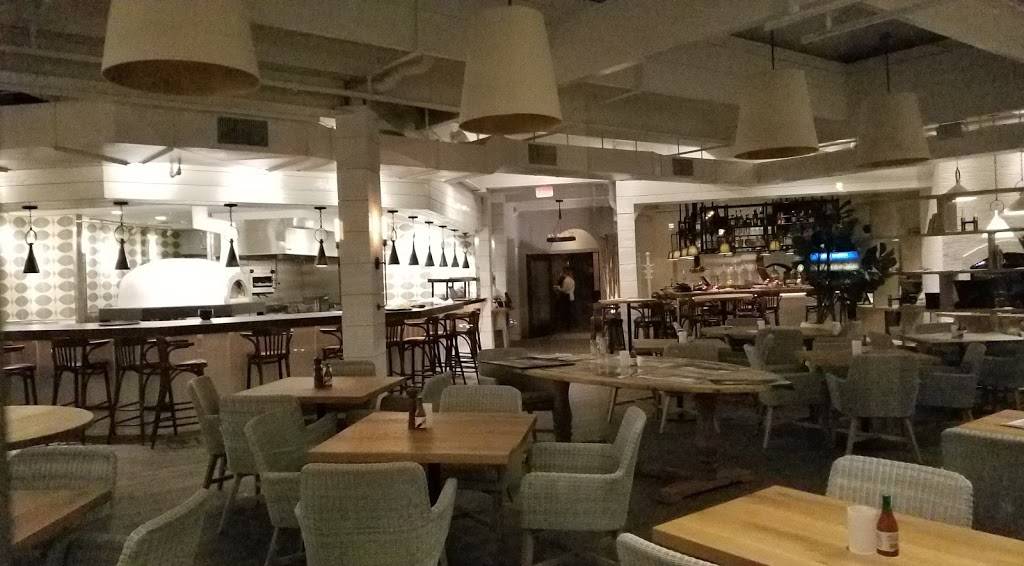 Lindeys Lake House | restaurant | 2101 Richmond Rd Suite L, Beachwood, OH 44122, USA | 2163425030 OR +1 216-342-5030