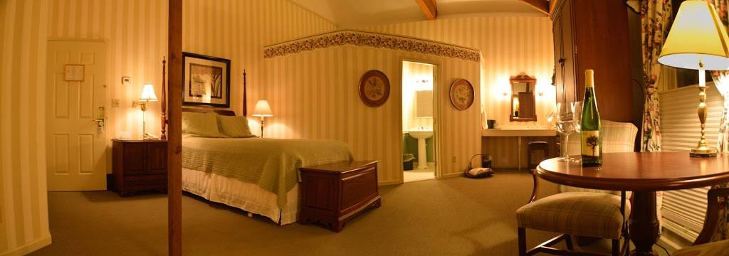 The Brewster Inn | restaurant | 6 Ledyard Ave, Cazenovia, NY 13035, USA | 3156559232 OR +1 315-655-9232