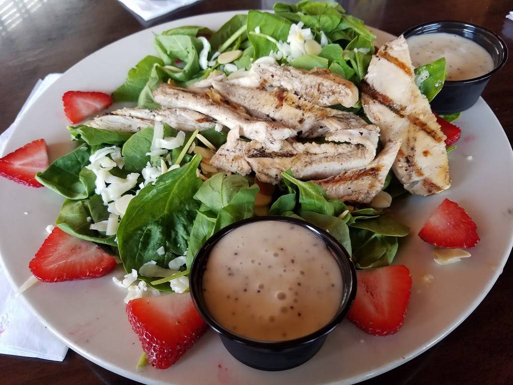 Center Street Tavern | restaurant | 4381 Senator Russell Avenue, Acworth, GA 30101, USA | 7709170004 OR +1 770-917-0004