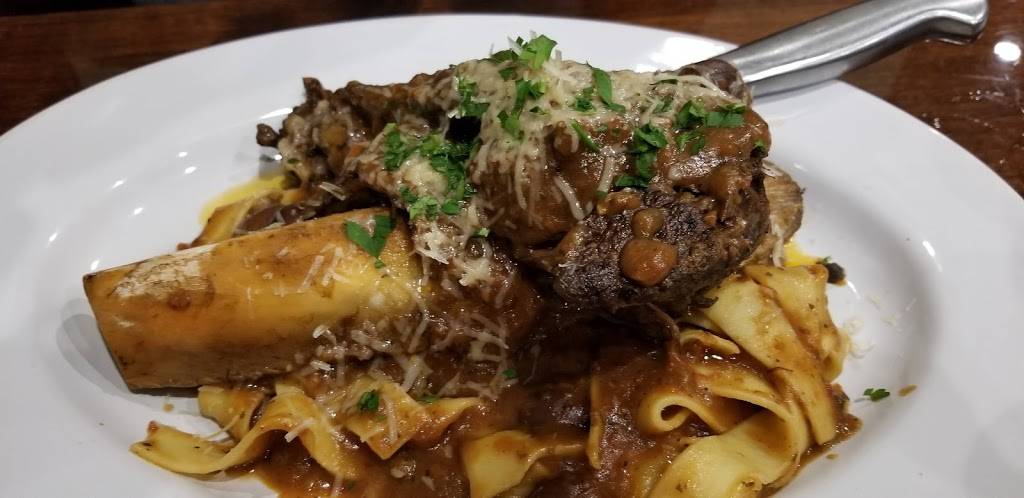 Brick House Restaurant & Catering | restaurant | 27 W Elm St, Lodi, CA 95240, USA | 2094265871 OR +1 209-426-5871