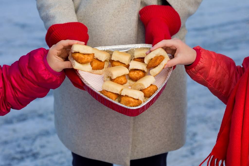 Chick-fil-A | restaurant | 2089 Olympic Pkwy, Chula Vista, CA 91915, USA | 6194826719 OR +1 619-482-6719