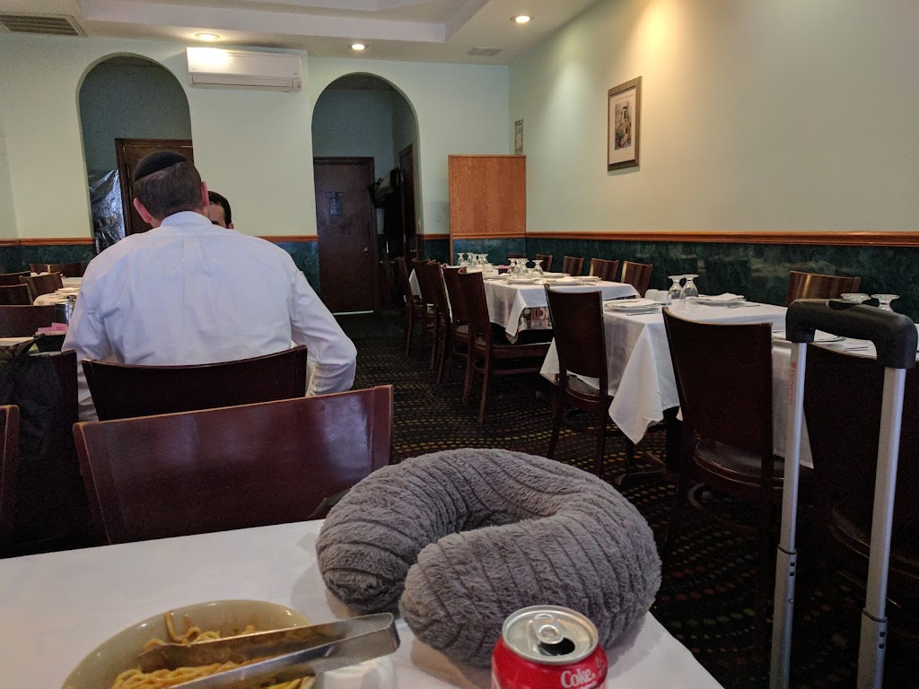 The Kosher Wok | restaurant | 423 Harvard St, Brookline, MA 02446, USA | 6172647274 OR +1 617-264-7274