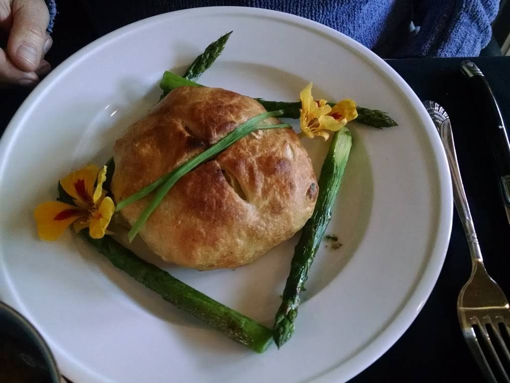 The Historic Davenport House | restaurant | 108 E Davenport St, Rhinelander, WI 54501, USA | 7154202221 OR +1 715-420-2221