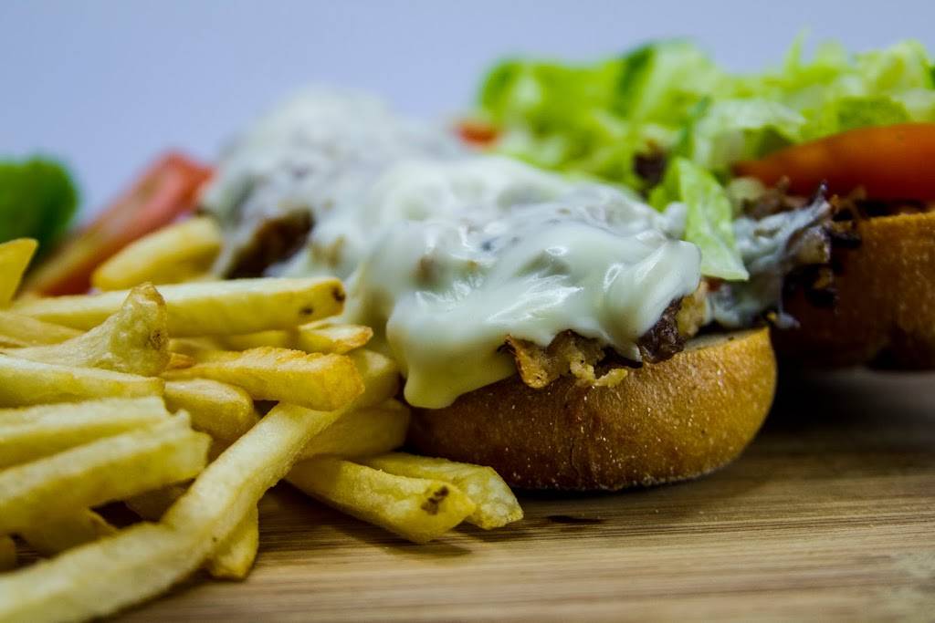 Speedys Pizza vs Roast Chicken | restaurant | 910 E Main St, Stamford, CT 06902, USA | 2035889198 OR +1 203-588-9198