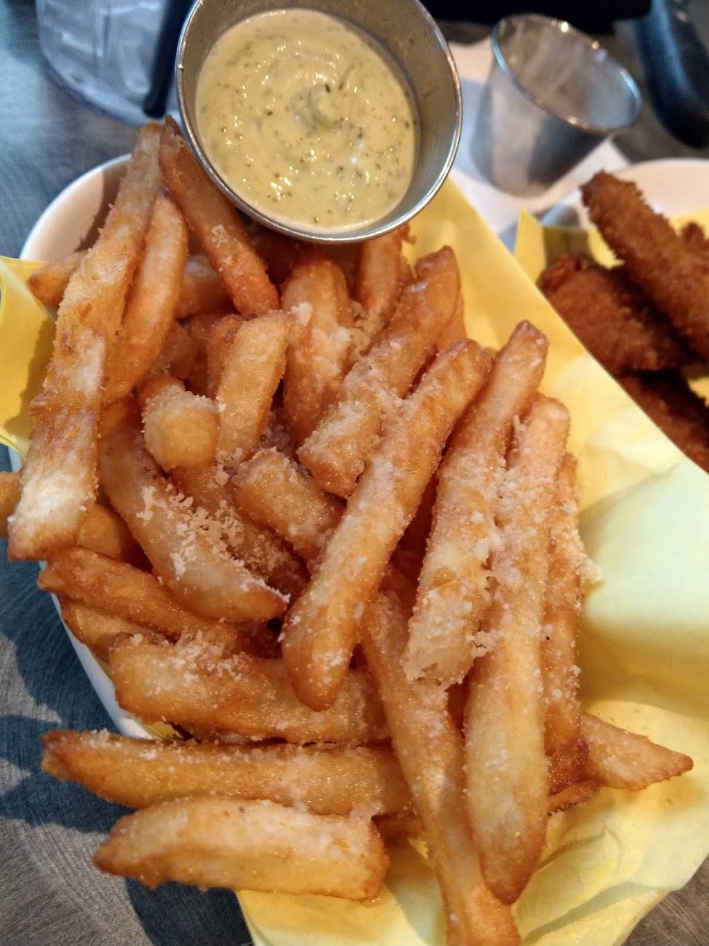 Kennys Burger Joint - Frisco | restaurant | 1377 Legacy Dr #120, Frisco, TX 75034, USA | 2146188001 OR +1 214-618-8001