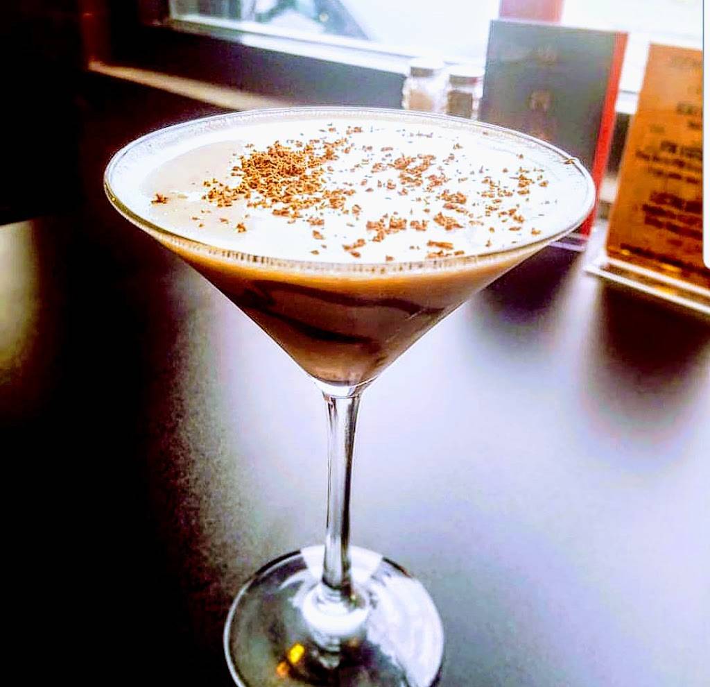 Top Mix Bar & Kitchen | restaurant | 257 Norfolk Ave, Boston, MA 02119, USA | 6176528976 OR +1 617-652-8976