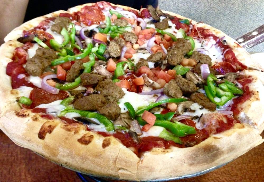 Oggis Sports | Brewhouse | Pizza | meal delivery | 6418, 2562 Laning Rd, San Diego, CA 92106, USA | 6198765000 OR +1 619-876-5000