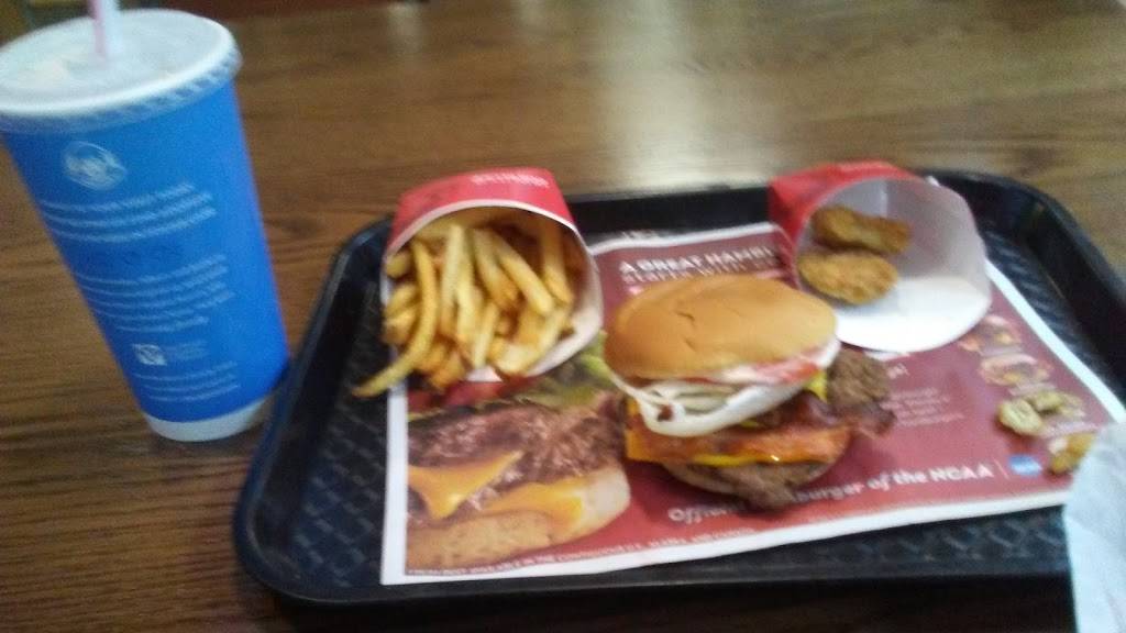 Wendys | restaurant | 927 Nashville Pike, Gallatin, TN 37066, USA | 6154522118 OR +1 615-452-2118
