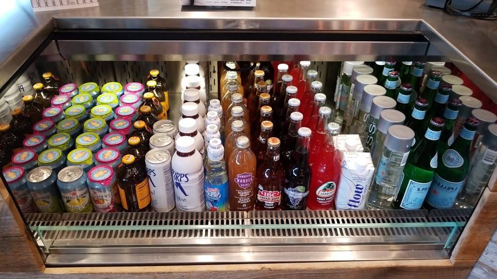 Slapfish | restaurant | 4249 Campus Dr, Irvine, CA 92612, USA | 9497481174 OR +1 949-748-1174