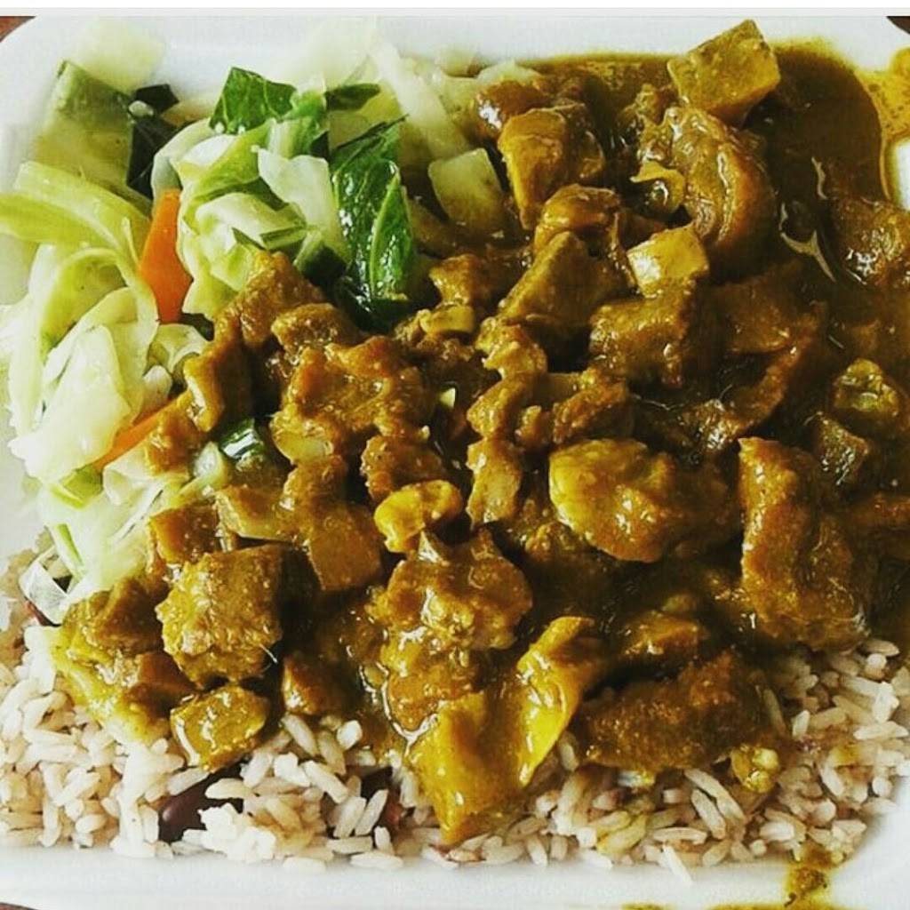 Family Spice Restaurant | restaurant | 330 Pequonnock St, Bridgeport, CT 06604, USA | 2036901909 OR +1 203-690-1909