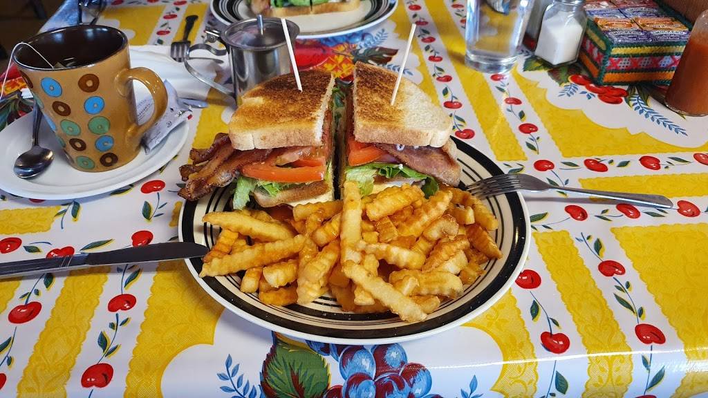 Cooks Station | restaurant | 31950 CA-88, Pioneer, CA 95666, USA | 2092952244 OR +1 209-295-2244