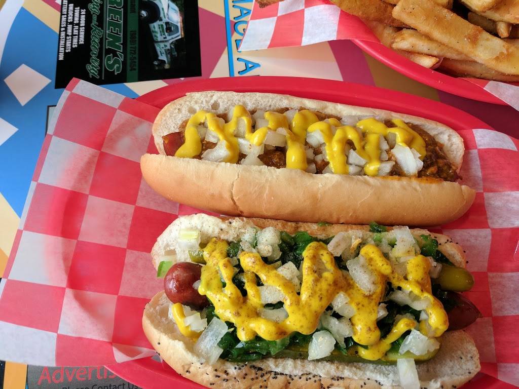 Dog Central | restaurant | 111 E Michigan St, Mt Pleasant, MI 48858, USA | 9893173076 OR +1 989-317-3076
