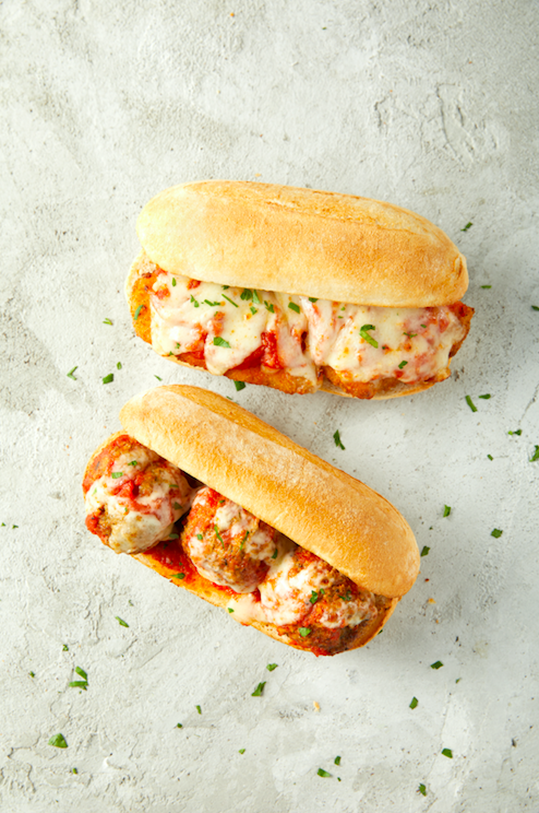 Neighborhood Sbarro | restaurant | 5554 W Fullerton Ave, Chicago, IL 60639, USA | 8727601000 OR +1 872-760-1000