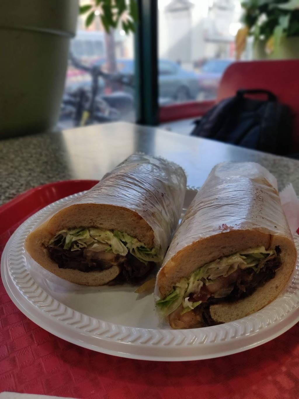 Jimbos Hamburger Palace | restaurant | 2027 Lexington Ave, New York, NY 10035, USA | 2128313999 OR +1 212-831-3999