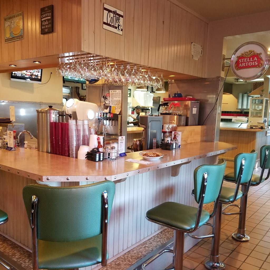 Catalinas Diner | restaurant | 273 E Kiowa Ave, Elizabeth, CO 80107, USA | 3036462700 OR +1 303-646-2700