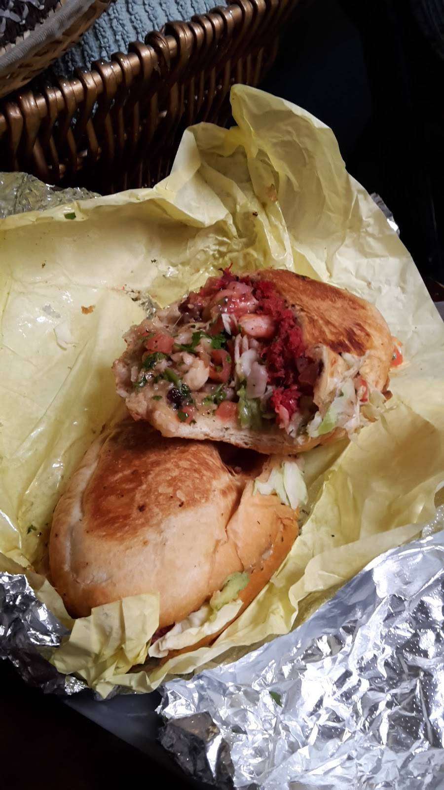 Oscars Mexican Seafood | restaurant | 646 University Ave, San Diego, CA 92103, USA | 6192305560 OR +1 619-230-5560