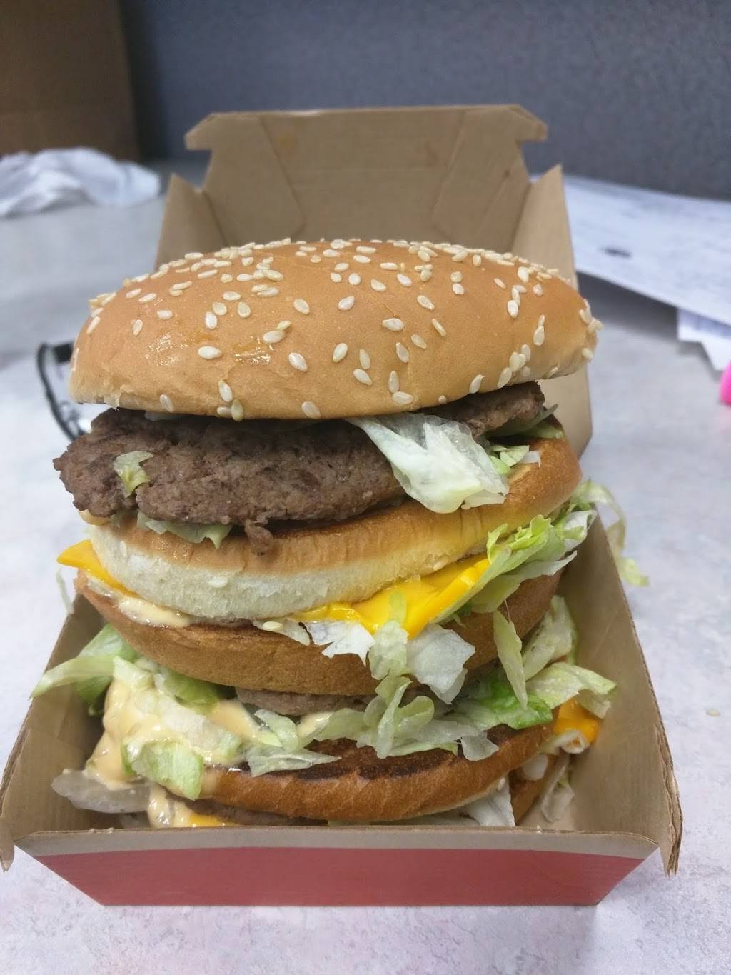 McDonalds | cafe | 630 IL-83, Bensenville, IL 60106, USA | 6306941448 OR +1 630-694-1448