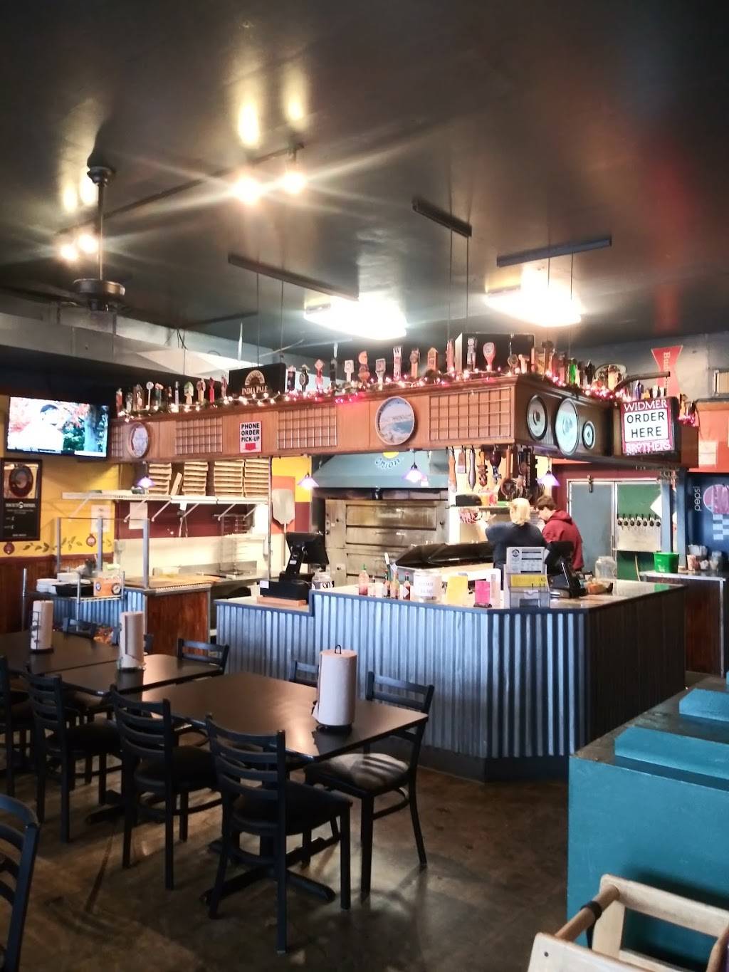 Blind Onion Pizza & Pub | restaurant | 2900 Mill Plain Blvd, Vancouver, WA 98661, USA | 3607507490 OR +1 360-750-7490