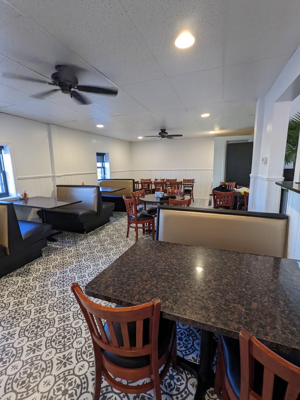 The Ahnapee Creamery & Cafe | cafe | 831 Main St, Luxemburg, WI 54217, USA | 9208950025 OR +1 920-895-0025