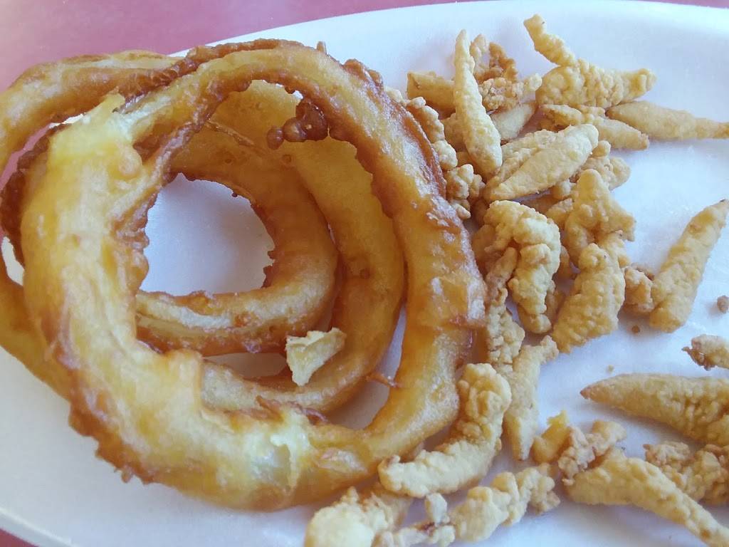 Lenas Seafood | restaurant | 131 Rabbit Rd, Salisbury, MA 01952, USA | 9784658572 OR +1 978-465-8572