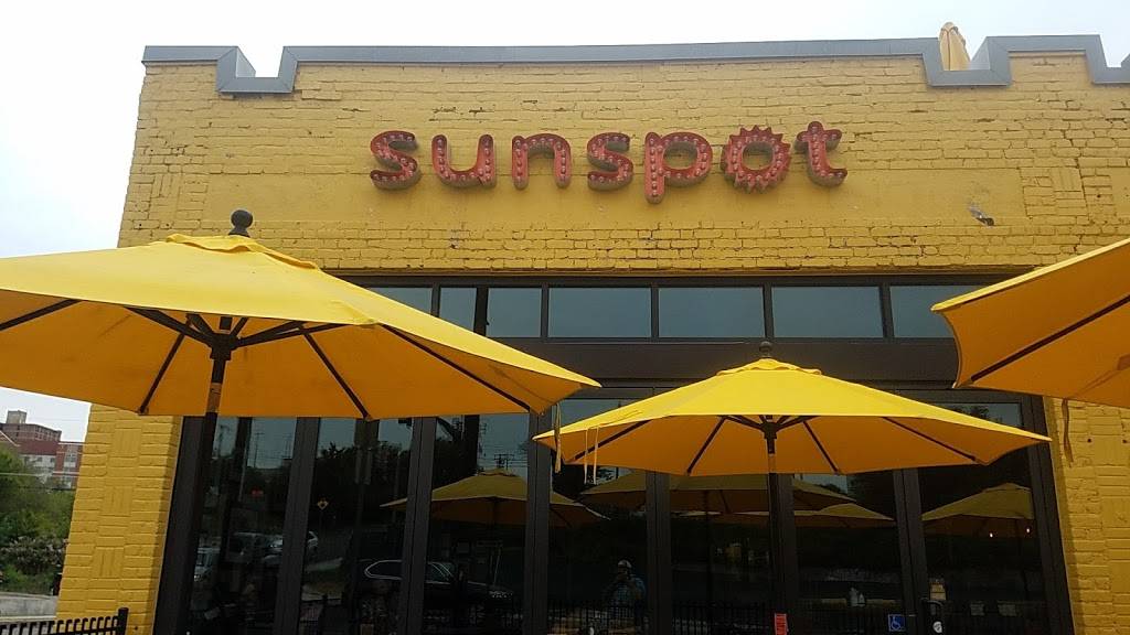 Sunspot Restaurant | restaurant | 2200 Cumberland Ave, Knoxville, TN 37916, USA | 8656374663 OR +1 865-637-4663