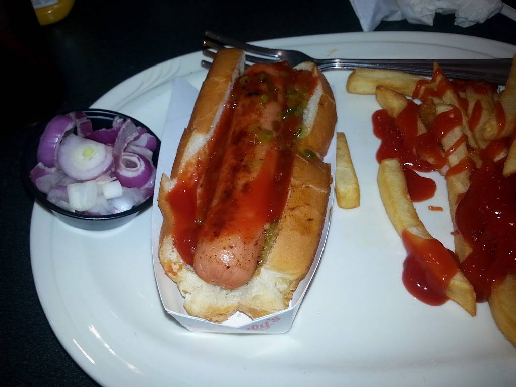 Friendlys | restaurant | 47 Long Pond Rd, Plymouth, MA 02360, USA | 5087462942 OR +1 508-746-2942