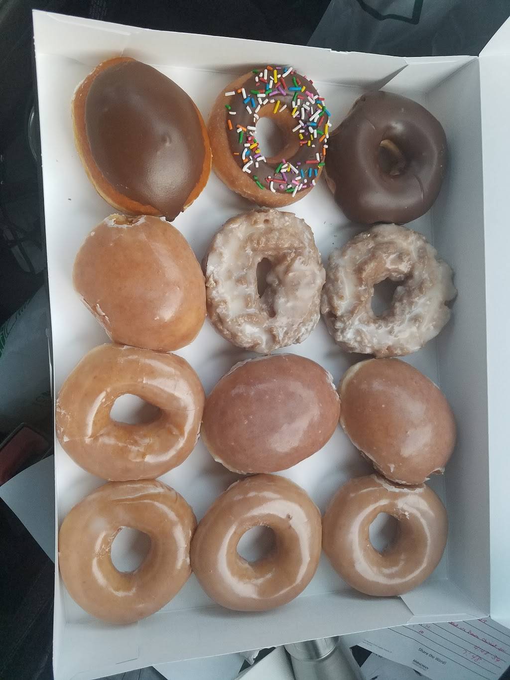 Krispy Kreme | bakery | 1491 Savannah Hwy, Charleston, SC 29407, USA | 8437634439 OR +1 843-763-4439