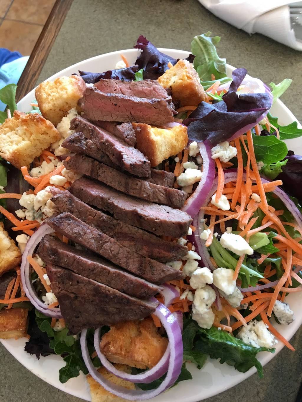 Biscuits and Gravy | restaurant | 8514, 920 N Niles St, Metamora, IL 61548, USA | 3093672424 OR +1 309-367-2424