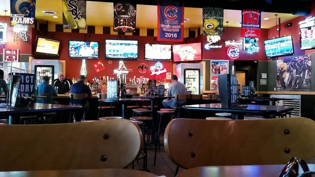 Buffalo Wild Wings | meal takeaway | 2683 N Seminary St, Galesburg, IL 61401, USA | 3093411244 OR +1 309-341-1244