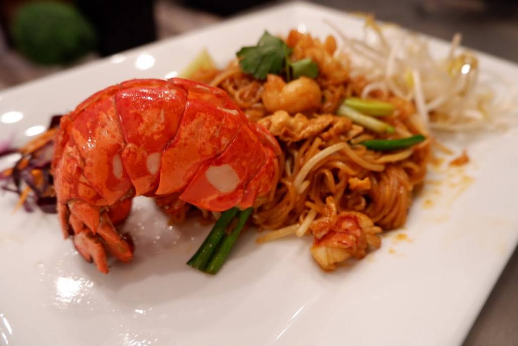 Jasmine Thai Kitchen | restaurant | 1440 Ben Sawyer Blvd STE1300, Mt Pleasant, SC 29464, USA | 8433887178 OR +1 843-388-7178