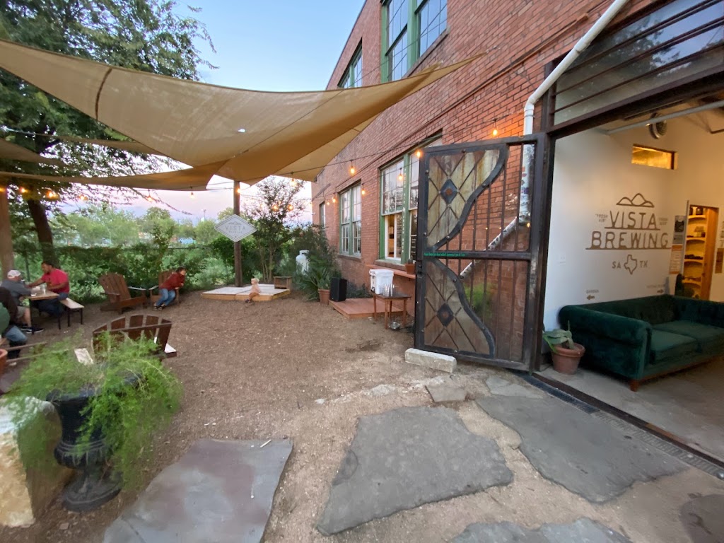 Vista Brewing San Antonio | restaurant | 1333 Buena Vista St STE 107, San Antonio, TX 78207, USA | 5127661842 OR +1 512-766-1842