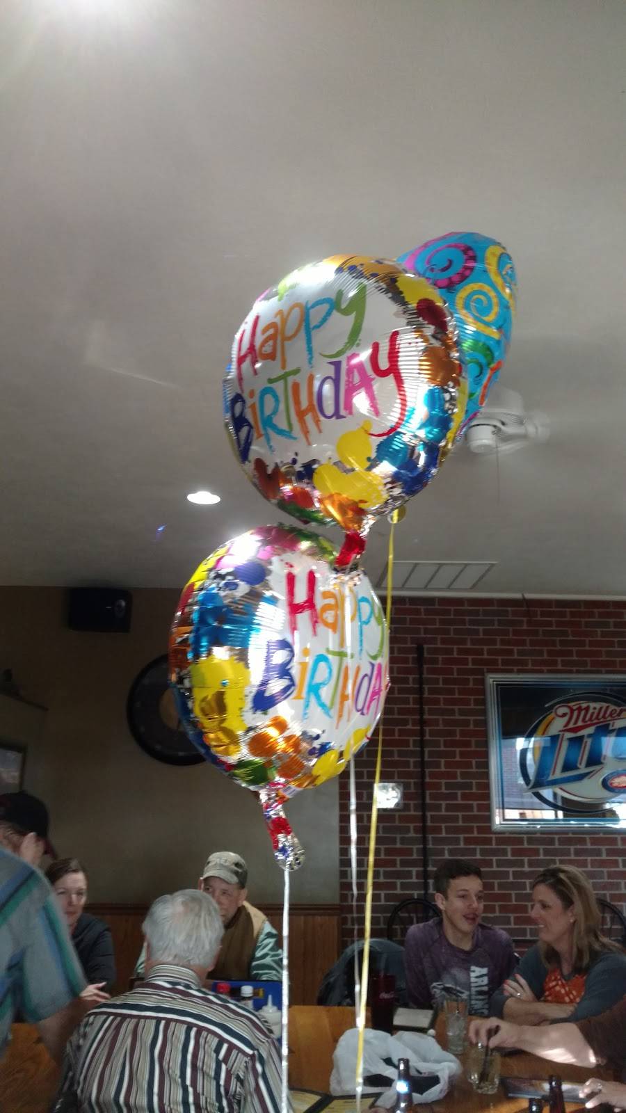 Outer Limits | restaurant | 28564 W Reichmuth Rd, Valley, NE 68064, USA | 4023598757 OR +1 402-359-8757