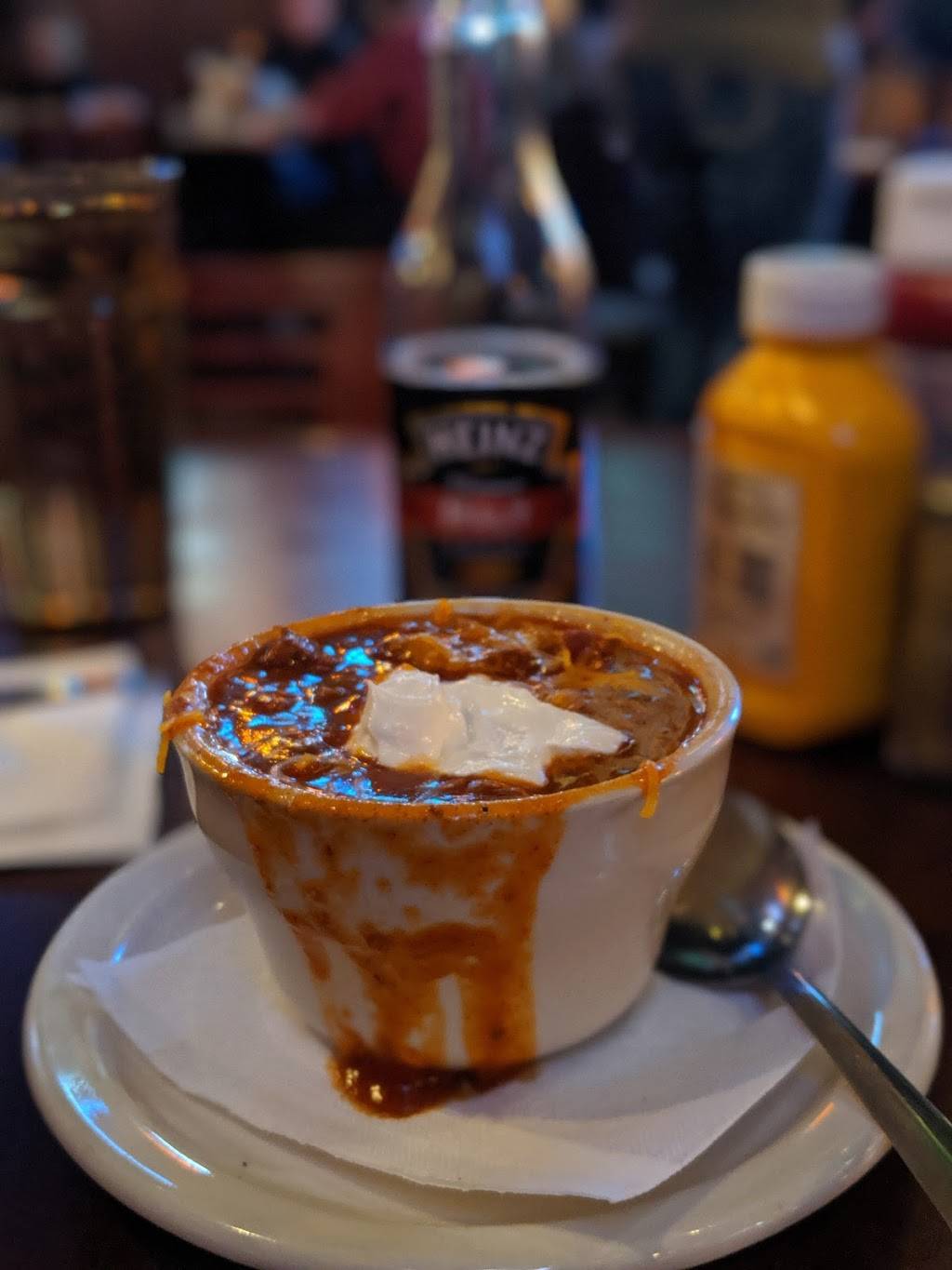 Mad Capper Saloon & Eatery | restaurant | 224 Main St S, Stillwater, MN 55082, USA | 6514303710 OR +1 651-430-3710