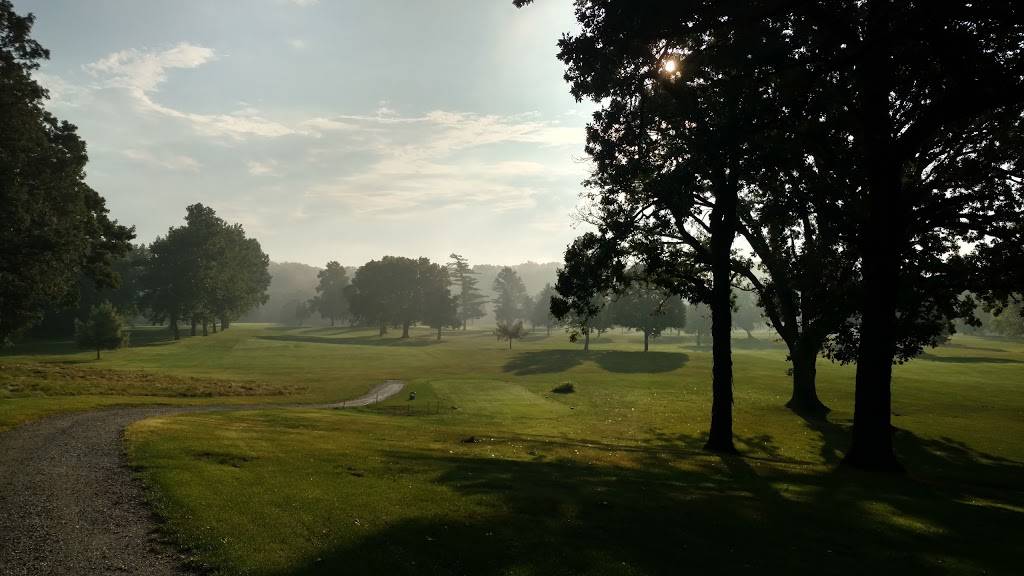 Pine Hills Bar and Restaurant | restaurant | 1665 N 2501st Rd, Ottawa, IL 61350, USA | 8154343985 OR +1 815-434-3985