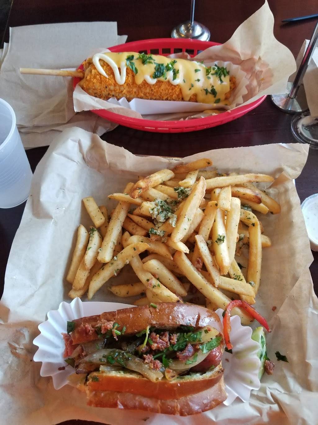 Dirt Dog Inc. | restaurant | 2528 S Figueroa St, Los Angeles, CA 90007, USA | 2137491813 OR +1 213-749-1813