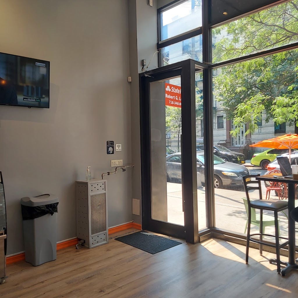 Jungle Juice Cafe | restaurant | 843 Classon Ave, Brooklyn, NY 11238, USA | 3477898983 OR +1 347-789-8983