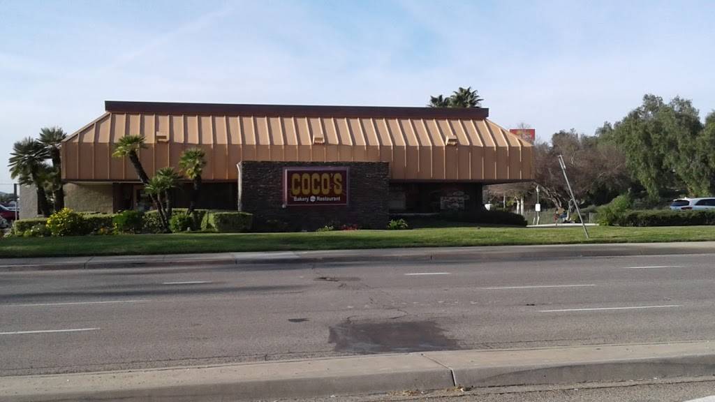 Cocos Bakery Restaurant | restaurant | 1280 W Valley Pkwy, Escondido, CA 92029, USA | 7607452513 OR +1 760-745-2513